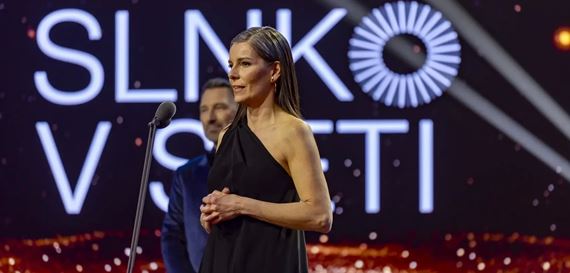 Katar�na Krn��ov� pokra�uje na �ele Slov-enskej filmovej a telev�znej akad�mie, prez�dium m� obmenen� zlo�enie
